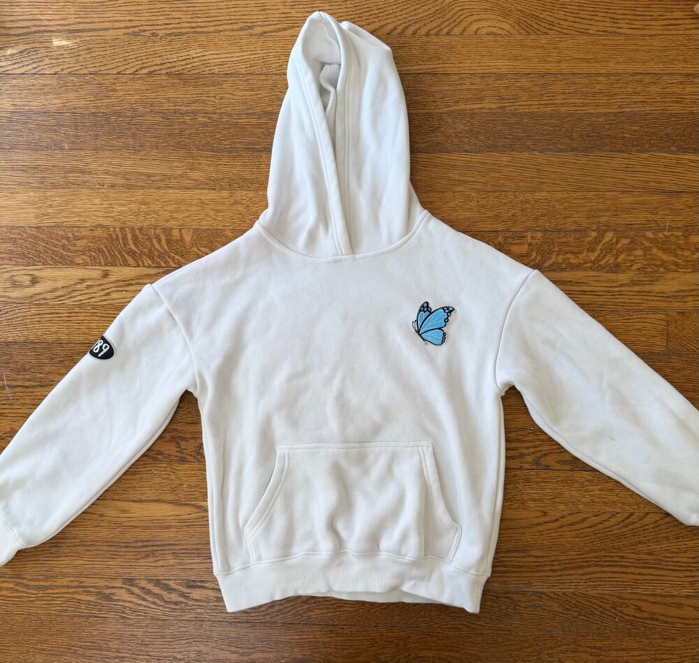 Lola + The Boys Girls' Taylor Swift Swiftie Hoodie Size 10